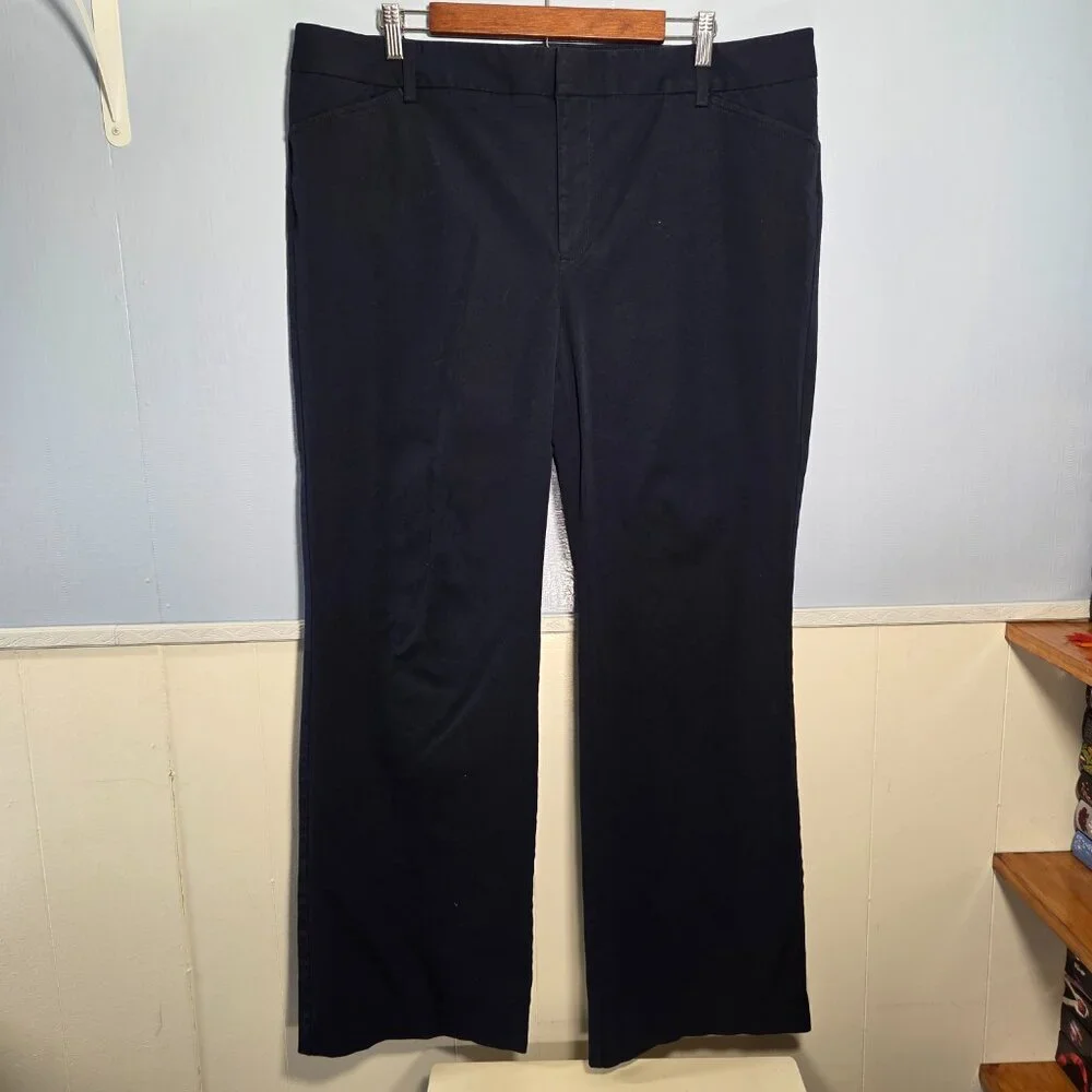 Eddie Bauer Woman's Navy Dark Blue Business Casual Office Workwear Dress Pants